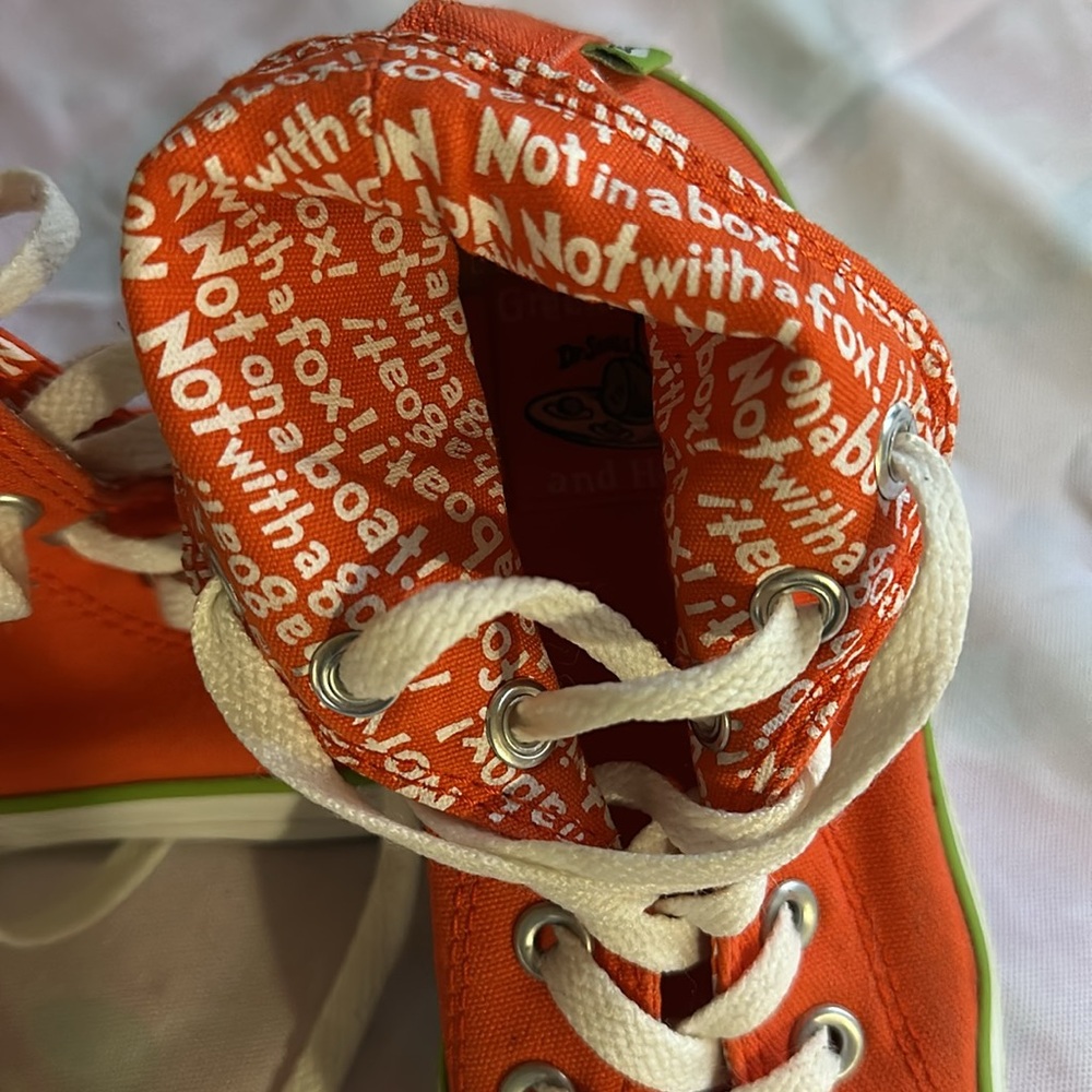 Converse high tops DR SEUSS GREEN EGGS AND HAM LTD EDITION RARE EUC - Picture 3 of 8
